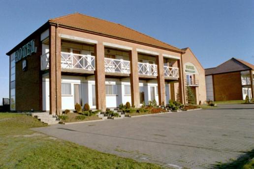 Greenline Hotel Hellfeld Neubrandenburg Zewnętrze zdjęcie