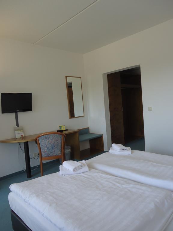 Greenline Hotel Hellfeld Neubrandenburg Zewnętrze zdjęcie