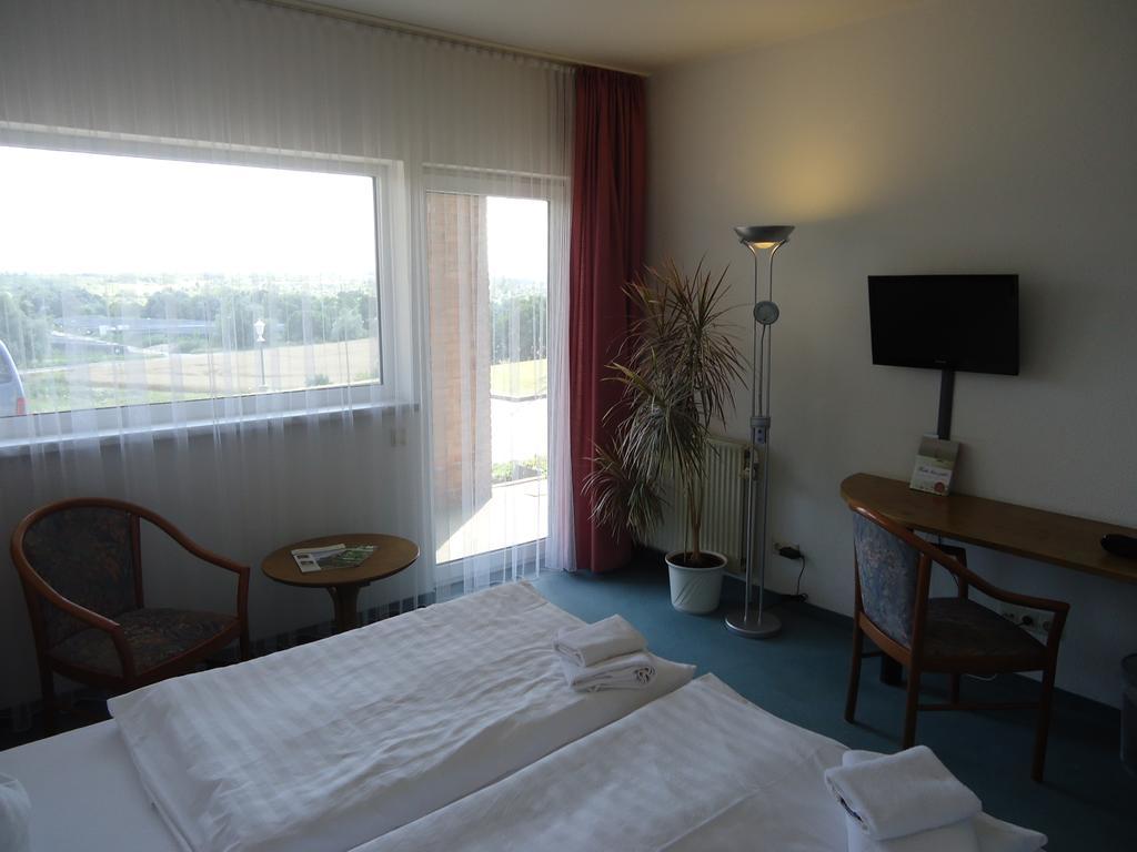 Greenline Hotel Hellfeld Neubrandenburg Zewnętrze zdjęcie